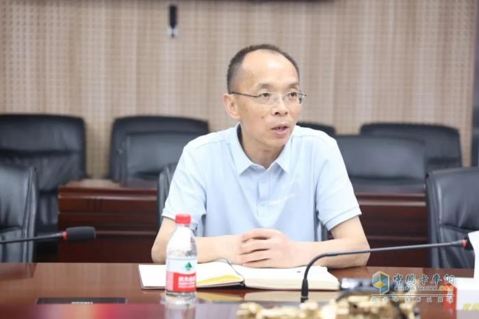 協(xié)同合作，共拓海外！東風進出口公司俄羅斯團隊探秘龍擎智造