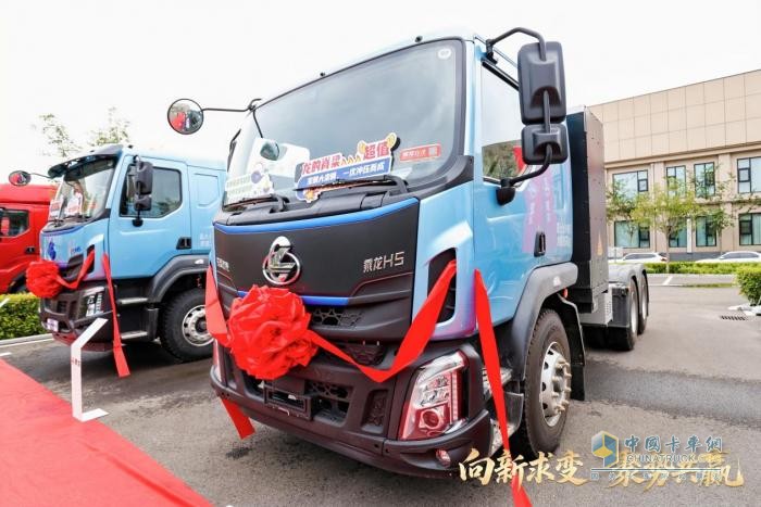 現(xiàn)場訂車93臺，東風(fēng)柳汽乘龍之夜燃動山西運城