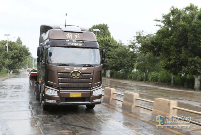 雨后卡車保養(yǎng)至關(guān)重要，四招解決雨季煩惱