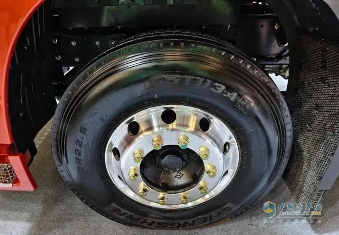 39.99萬元買630馬力燃氣車 還送一臺奇瑞冰淇淋！看奇瑞商用車全新“金鳳凰”重卡