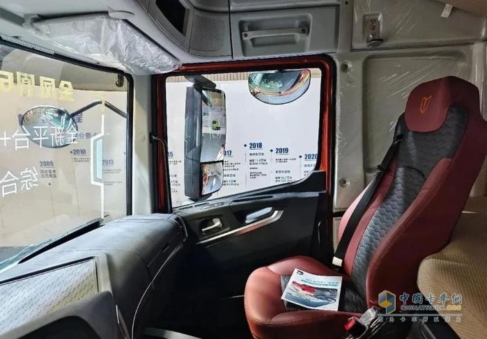 39.99萬元買630馬力燃氣車 還送一臺奇瑞冰淇淋！看奇瑞商用車全新“金鳳凰”重卡