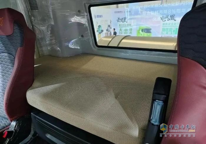 39.99萬元買630馬力燃氣車 還送一臺奇瑞冰淇淋！看奇瑞商用車全新“金鳳凰”重卡