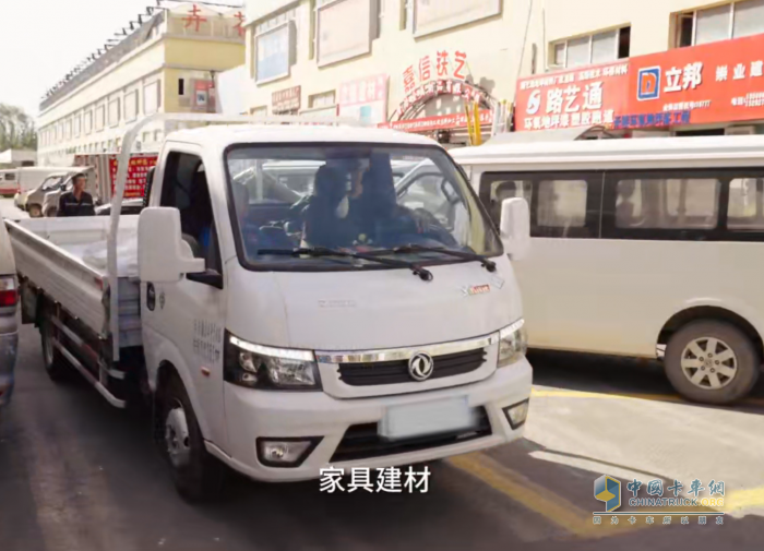 每公里低至0.3元，東風(fēng)途逸T5 CNG 帶來美好生活