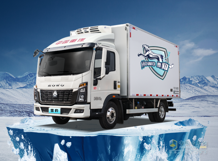 海鮮運(yùn)輸如何穩(wěn)占“鮮機(jī)”？HOWO雪豹冷藏車給出專業(yè)答案！