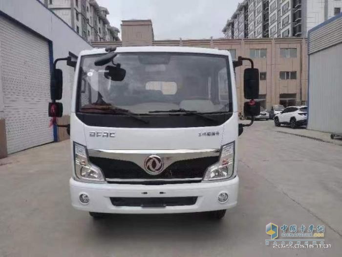 卡友自述：品質(zhì)可靠，服務(wù)貼心，選擇東風(fēng)輕型車就對(duì)了