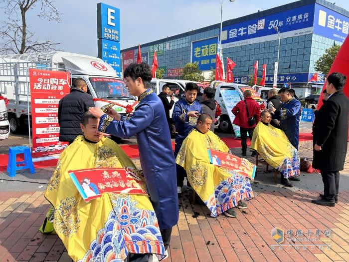 二月二好兆頭，東風(fēng)輕型車送出好彩頭！