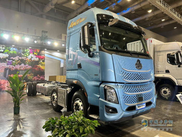 單趟多拉800公斤！乘龍H7 Pro 6×2 冷藏車助你領(lǐng)“鮮”冷鏈！