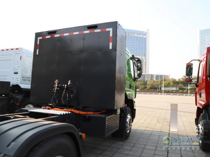 年省9萬！乘龍H5換電牽引車解鎖創(chuàng)富密碼