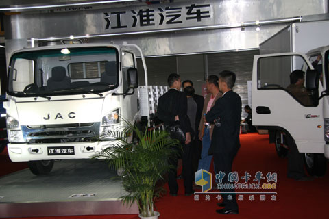 江淮汽車(chē) 新一代高端輕卡全新亮相
