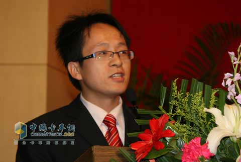 柳汽銷售公司總經(jīng)理助理鄭由從先生