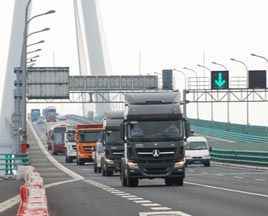 北奔重卡V3全國(guó)巡展隨車報(bào)告--卡車網(wǎng)記者10天行程報(bào)告
