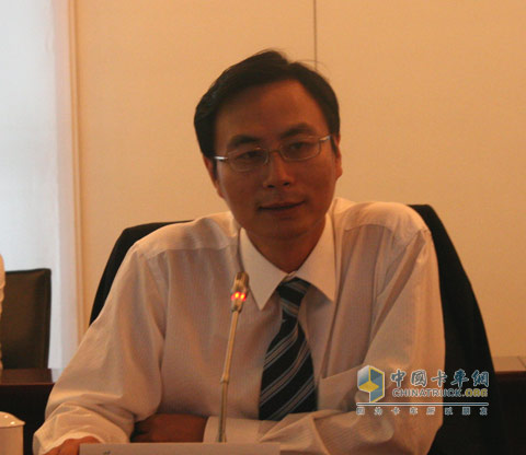 用友副總裁向奇漢
