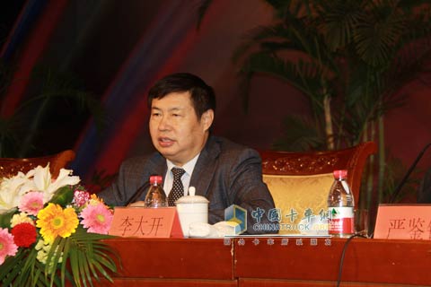 法士特董事長李大開