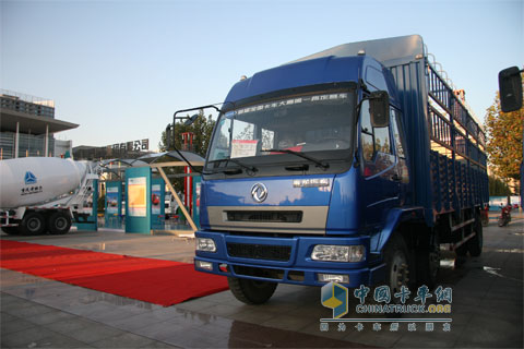 濟(jì)南卡車展參展車型——柳汽乘龍