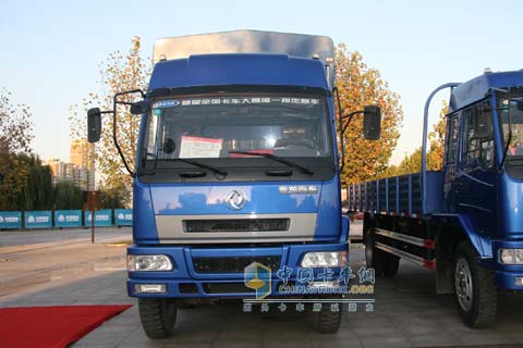 濟(jì)南卡車展參展車型——柳汽乘龍