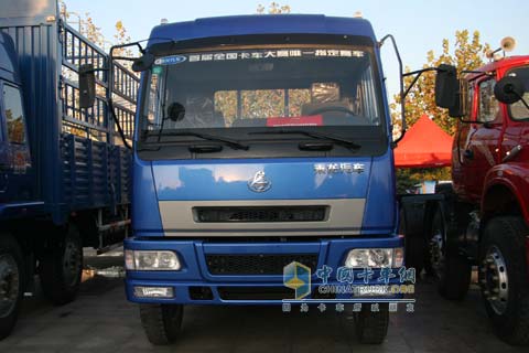濟(jì)南卡車展參展車型——柳汽乘龍