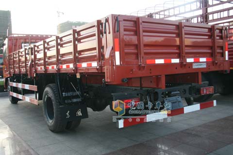 東風商用車參展產(chǎn)品——東風天錦