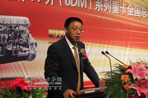一汽無(wú)錫柴油機(jī)廠廠長(zhǎng)錢(qián)恒榮