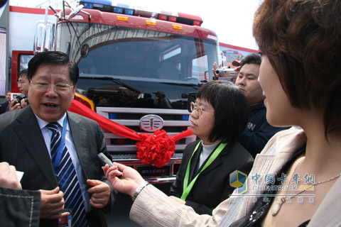 2010北京車展一汽解放領(lǐng)導致辭