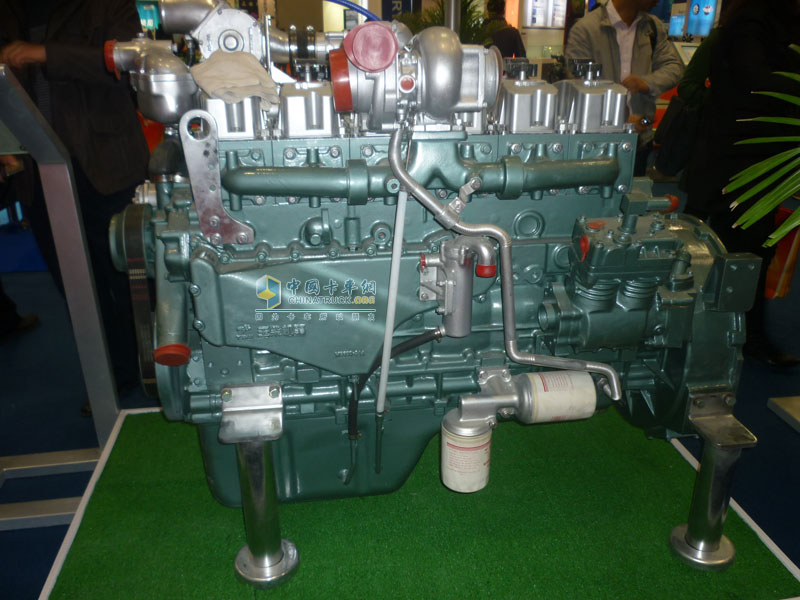 玉柴YC6M國4發(fā)動機(jī)