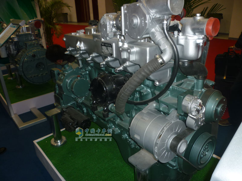 玉柴YC6M國4發(fā)動機(jī)