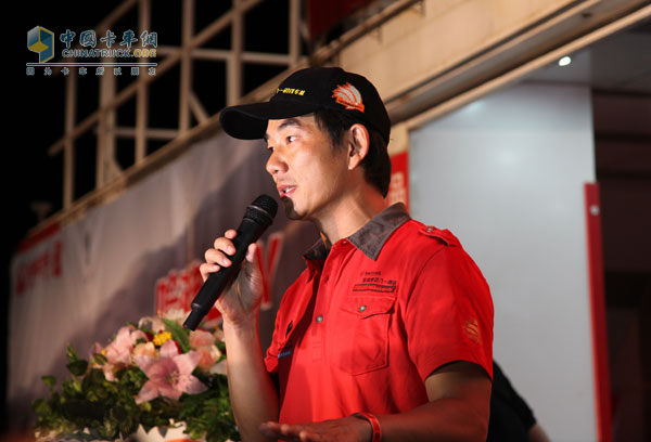 歐曼GTL為環(huán)塔賽當(dāng)?shù)刂行W(xué)獻(xiàn)出愛心