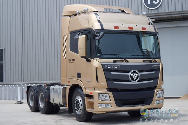 福田戴姆勒歐曼GTL6*4牽引車實拍圖