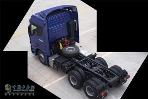 福田戴姆勒歐曼GTL6*4牽引車實拍圖