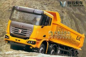 聯(lián)合卡車(chē) 420馬力 8×4 自卸車(chē)