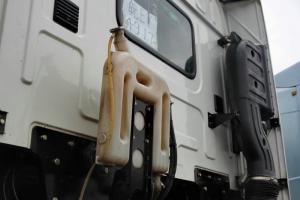 華菱 漢馬H9重卡 420馬力 6X4 國(guó)五牽引車(HN4250A43C4M5)
