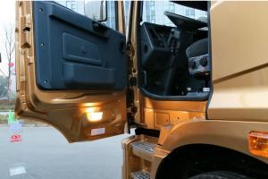 華菱 漢馬H9重卡 420馬力 6X2 國(guó)五牽引車(HN4250H33B8M5)