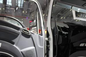 慶鈴 五十鈴巨咖 420馬力 4X2 國五 牽引車(QL4180W1KDR)