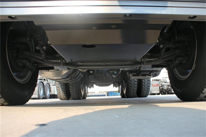 沃爾沃 新FH重卡 540馬力 6X4 國(guó)四牽引車(大件車)