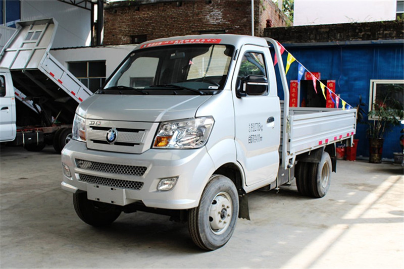 重汽王牌 W1系 2.5L 87馬力 柴油 3.1米 國(guó)四單排欄板微卡(CDW3030N3M4)
