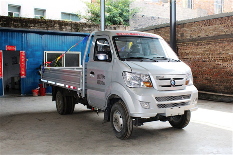 重汽王牌 W1系 2.5L 87馬力 柴油 3.1米 國(guó)四單排欄板微卡(CDW3030N3M4)