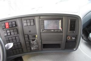 中國(guó)重汽 HOWO T6G重卡 380馬力 6X4 國(guó)五牽引車(ZZ4257N324WE1)
