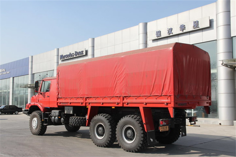 奔馳 Zetros重卡 330馬力 6X6 國(guó)五廂式載貨車(型號(hào)2733)