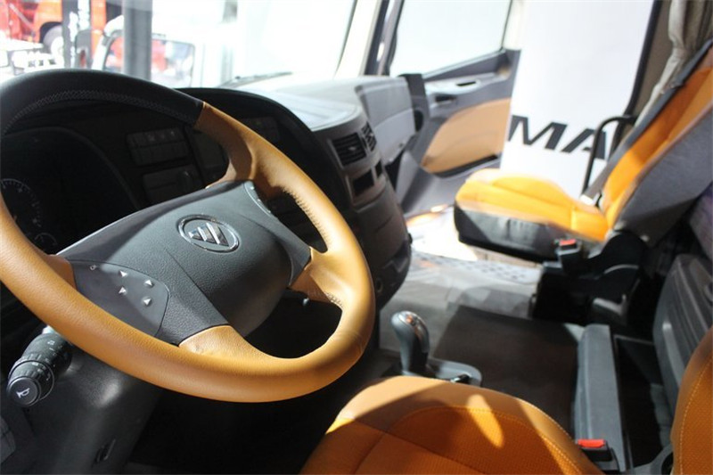 福田 歐曼EST重卡 超級(jí)卡車(chē) 奔馳版 國(guó)五430馬力 4X2牽引車(chē)