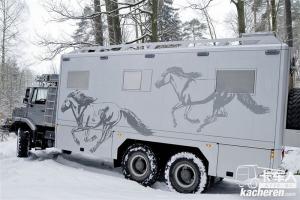 奔馳 Zetros重卡 330馬力 6X6 國(guó)五廂式載貨車(型號(hào)2733)