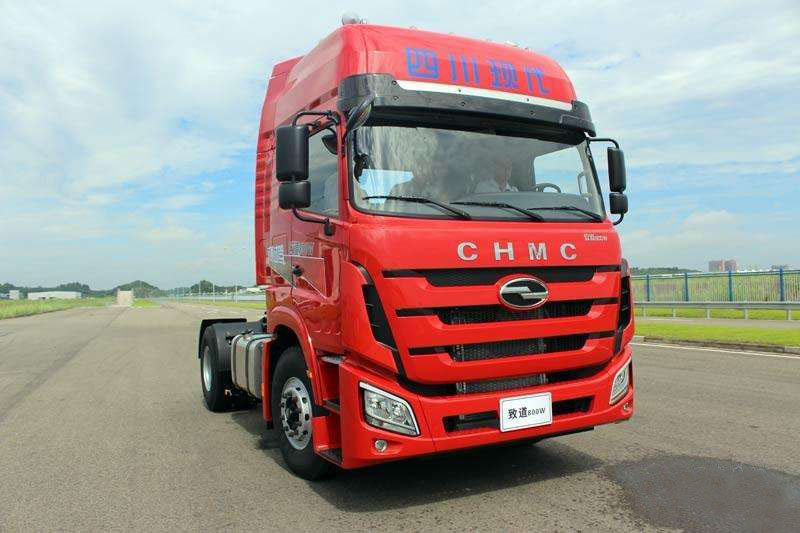 四川現(xiàn)代 致道800W重卡 310馬力 4X2 國(guó)五牽引車(CNJ4180KPG36V)