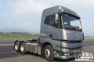 吉利遠(yuǎn)程 25T 410馬力 6X4 國(guó)四甲醇新能源半掛牽引車(chē)(DNC4250GM4)