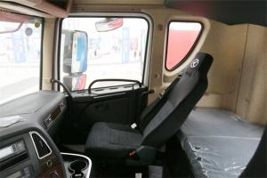 華菱 漢馬H9 旗艦版 530馬力 6X4 國(guó)五牽引車(HN4250A46C4M5)