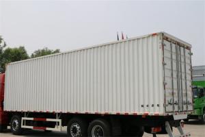 福田 歐曼新ETX 6系重卡 280馬力 8X2 國五9.6米廂式載貨車(BJ5313XXY-AC)