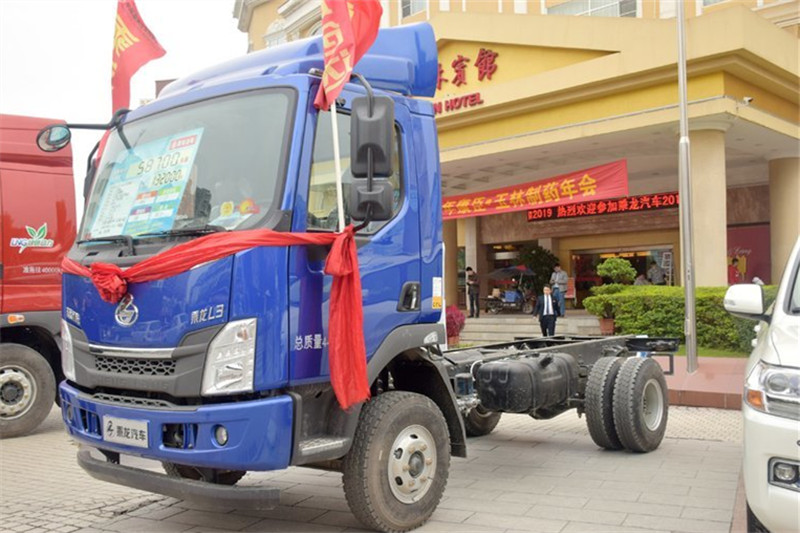 東風(fēng)柳汽 乘龍L3 160馬力 4X2 國五5.2米單排廂式載貨車(LZ5090XXYL3AB)