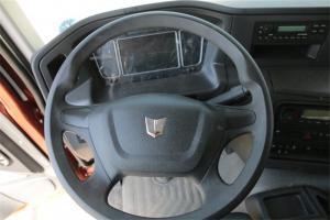 聯(lián)合卡車(chē) U系重卡 530馬力 6×4 國(guó)五牽引車(chē) (QCC4252D654-6)