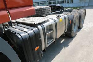 聯(lián)合卡車(chē) U系重卡 530馬力 6×4 國(guó)五牽引車(chē) (QCC4252D654-6)