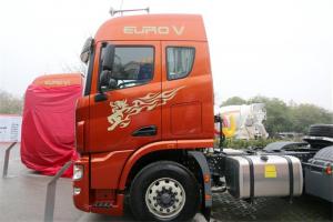 聯(lián)合卡車(chē) U430重卡 430馬力 6X4 國(guó)五牽引車(chē)(3.083速比)(QCC4252D654-2)