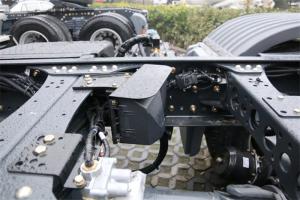 聯(lián)合卡車(chē) U430重卡 430馬力 6X4 國(guó)五牽引車(chē)(3.083速比)(QCC4252D654-2)
