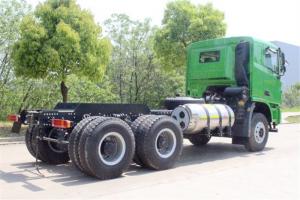 聯(lián)合卡車(chē) U370重卡 370馬力 6X4 國(guó)五LNG牽引車(chē)(QCC4252N654)