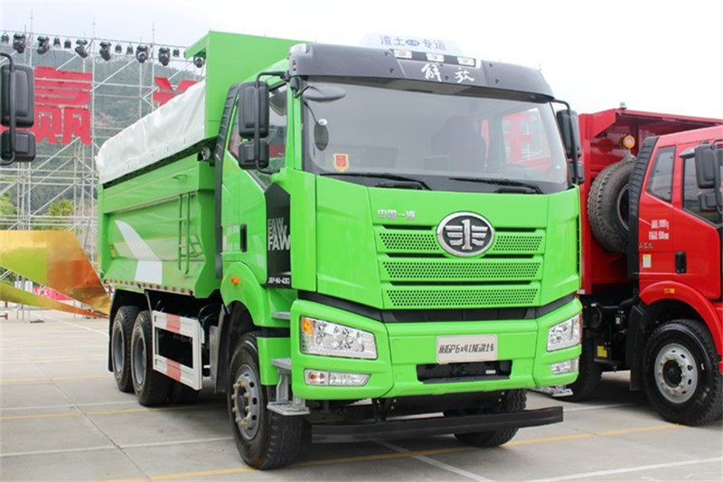 一汽解放 J6P重卡 350馬力 6X4 國(guó)五6.2米LNG自卸車(chē)(CA3250P66L2T1E24M5)